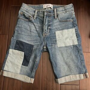 Abercrombie kids 9/10 jean shorts